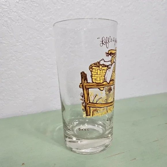 Holly Hobbie "Life's a picnic...enjoy it" Glass Cup Tumbler American Greetings - Picture 4 of 8
